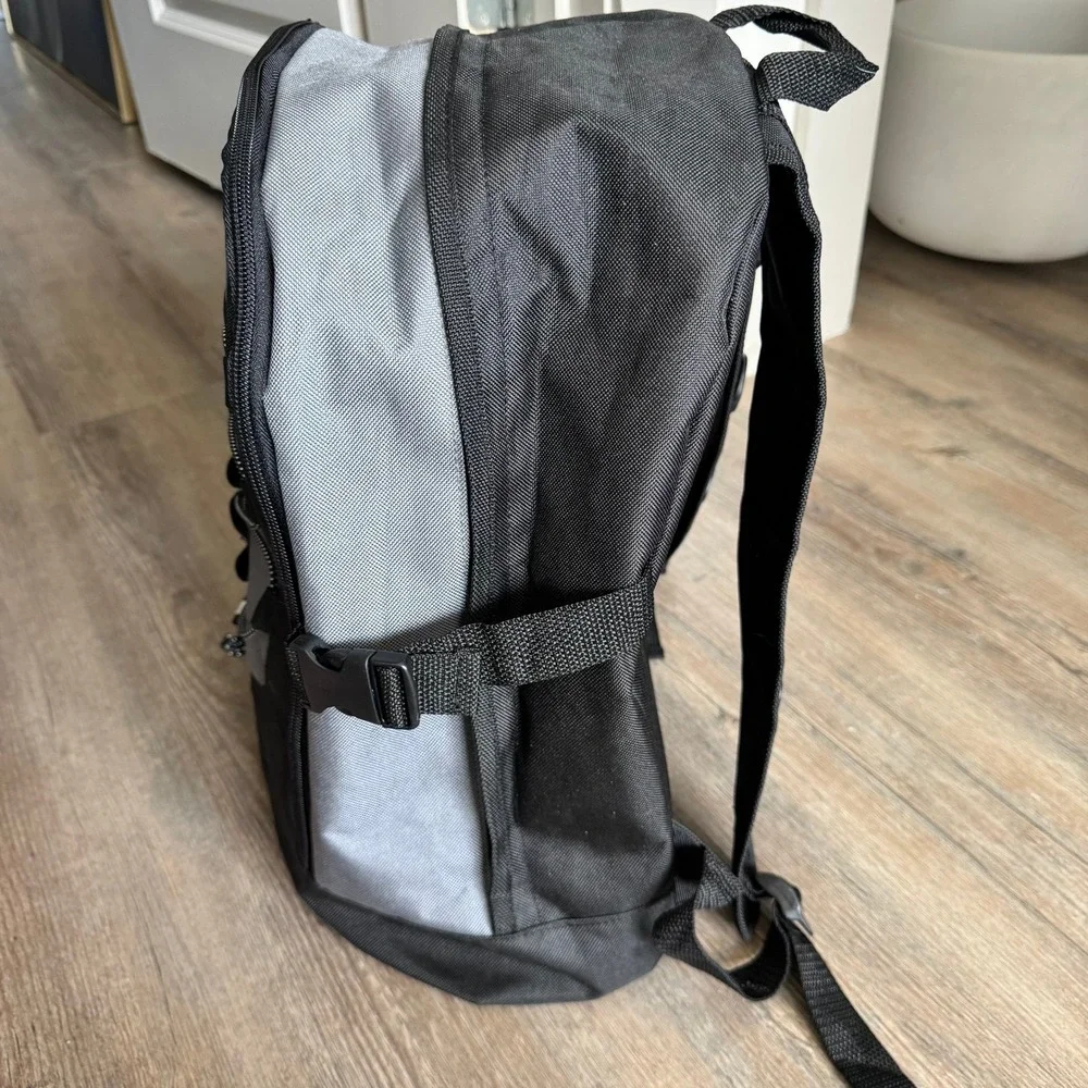 Coors Light 3 Zip Pocket Promo Backpack Grey Black‎ Bungee Cord Tailgate Bag